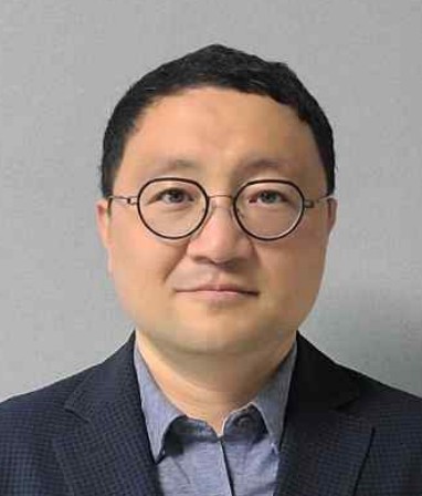 Younghwan Mo